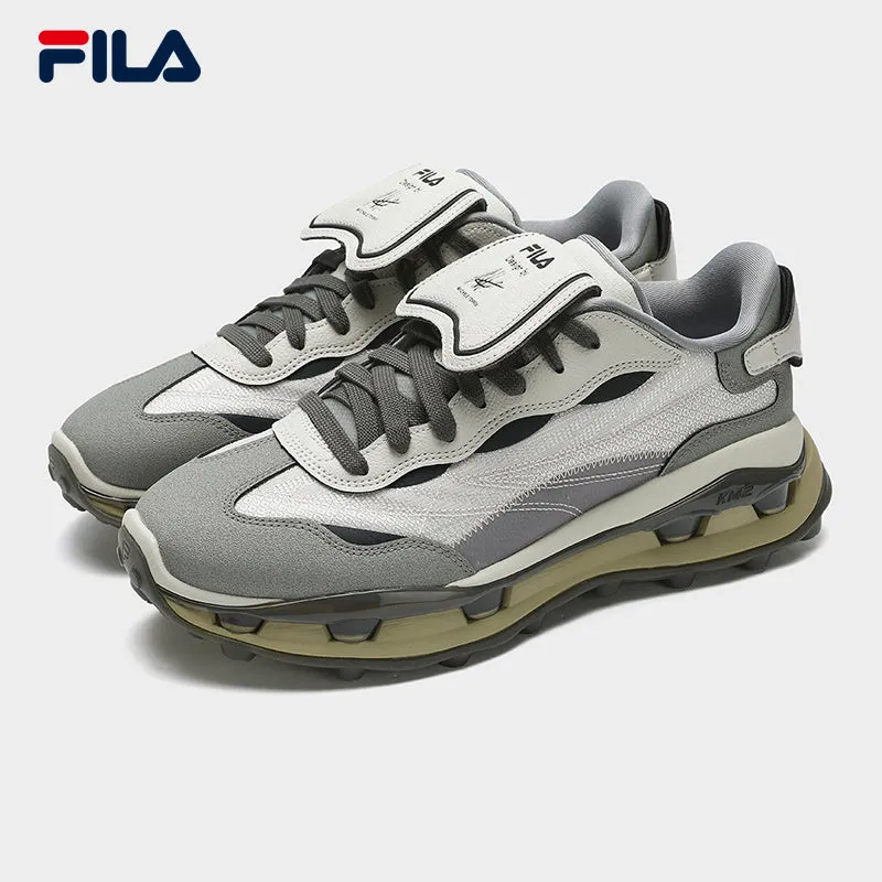 FILA CORE FASHION KM 2 Men Sneakers (Grey / Coral/Blue)